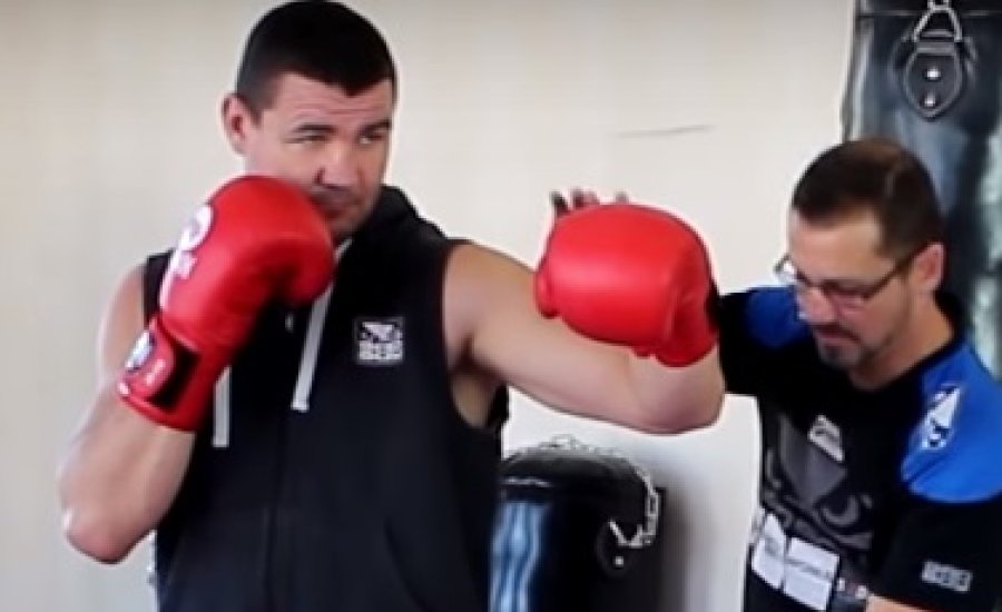 Box röviden #8: első kezes horog