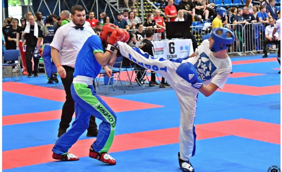 Tizenkét magyar arany a budapesti kick-box világkupán