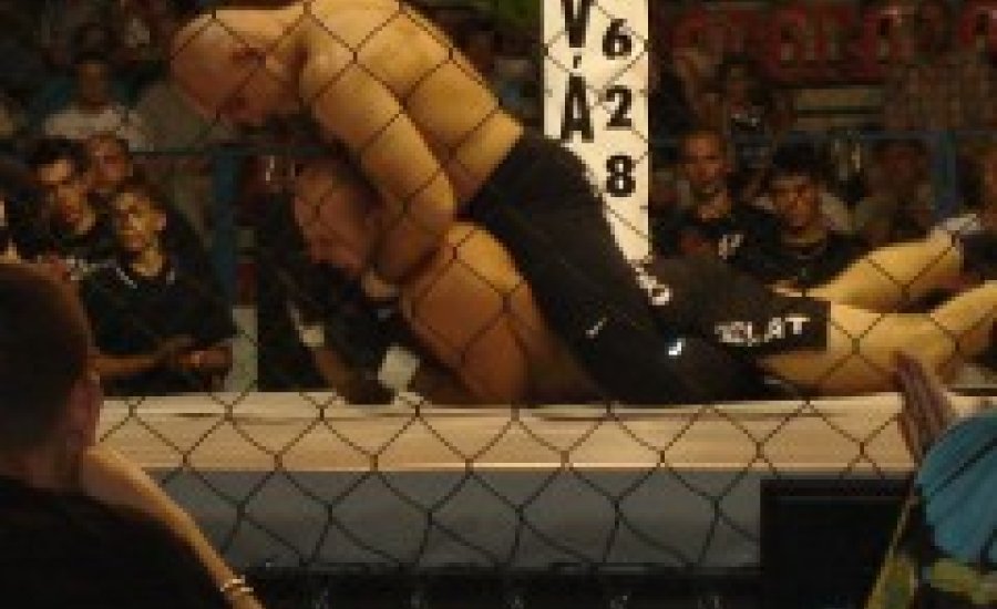 A ketrecharcosok állták a szavukat