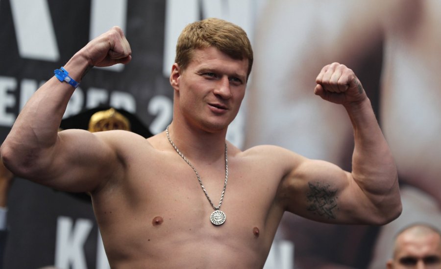 Povetkint kórházba küldte a koronavírus, csúszik a visszavágó