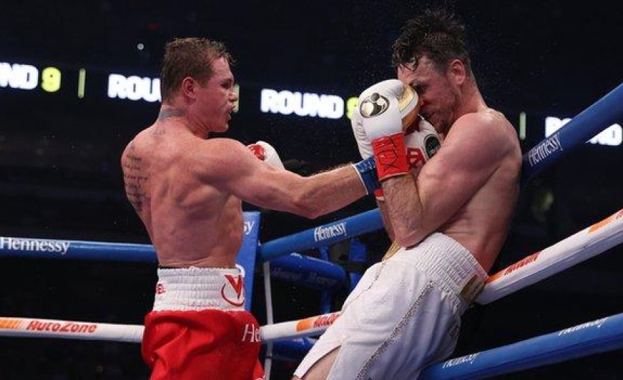 Már a meccs elején leszakadt Smith bicepsze, de nem ez döntött