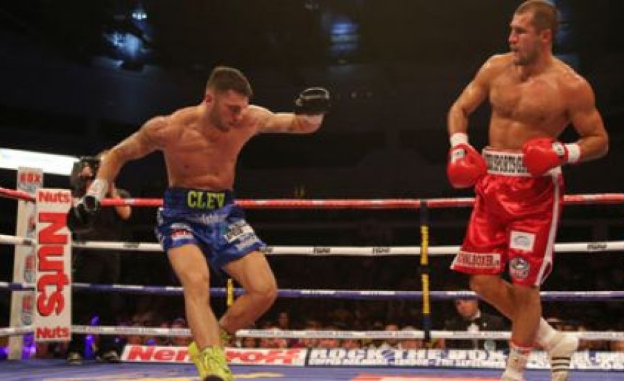 Kéz a biliben: Cleverly elbukott