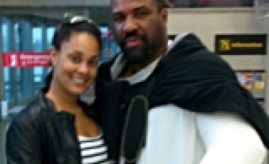 Shannon Briggs hazatért