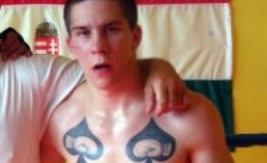 Az ifjú bokszreménység olasz vizeken