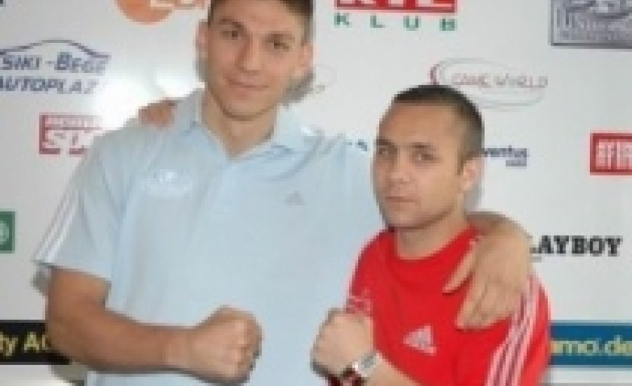 WBO: Balzsay előre, Bedák hátra egyet