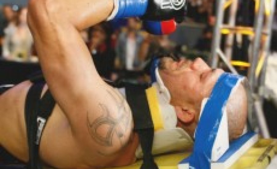 Bizarr véget ért a Williams-Cintron meccs