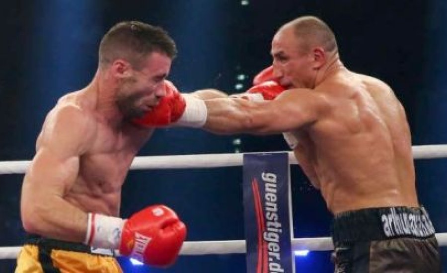 Könnyen nyert „King Arthur”, de tompán bokszolt