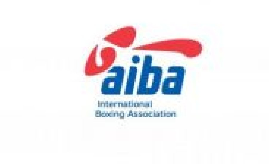 AIBA: belháború, irodabezárás