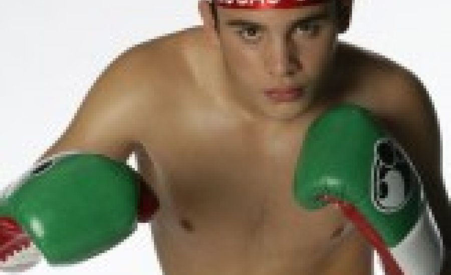 Chavez Jr. a lengyel "Dühöngő Bikával" küzd