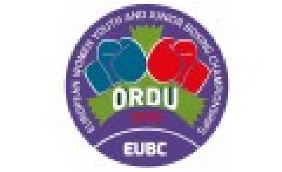 Kilenc érem a mérleg Orduban