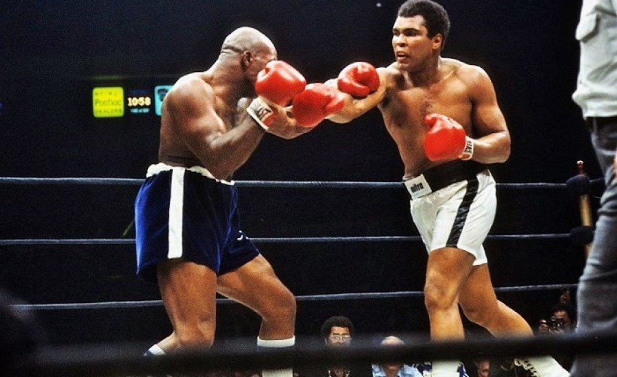 Classic Boxing: Muhammad Ali vs Earnie Shavers