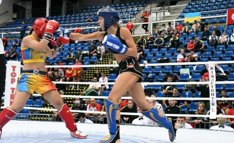 Csapataranyakkal kezdődött a budapesti kick-box világkupa