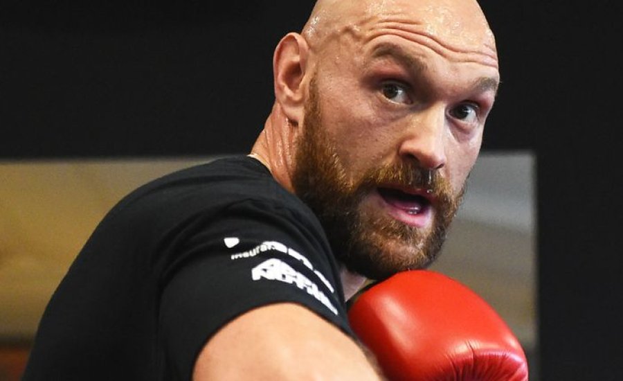 Tyson Fury leállt az edzésekkel