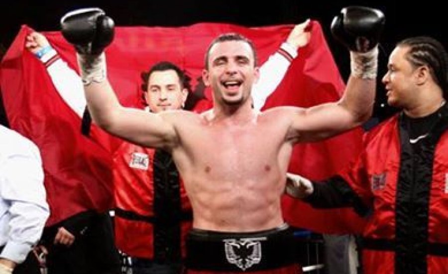 „Kosovo Kid” visszavonult