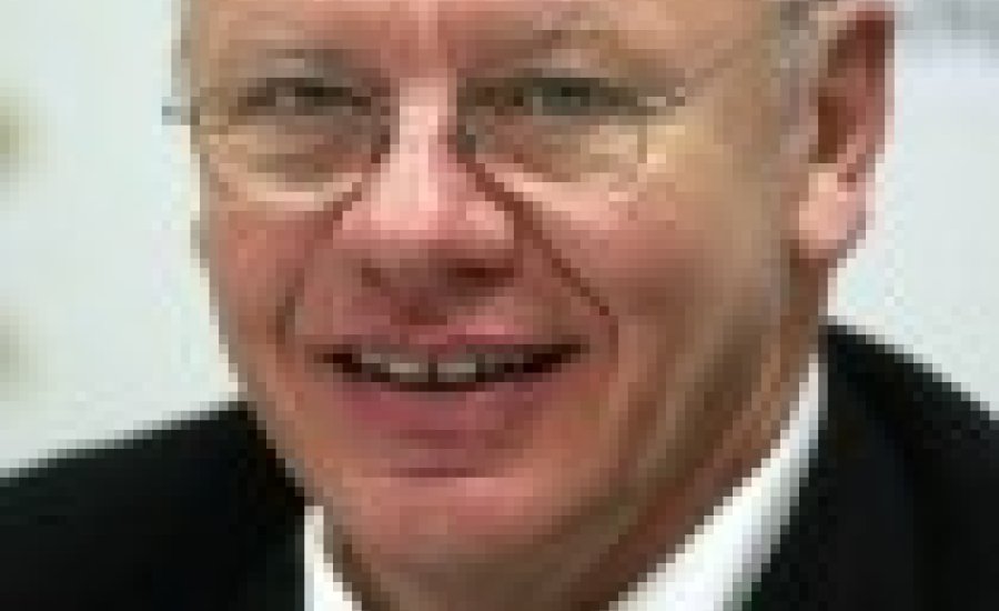 Herr Kohl is büszke Balzsay Károlyra