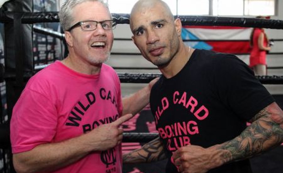 Roach: Canelo sokat hibázik