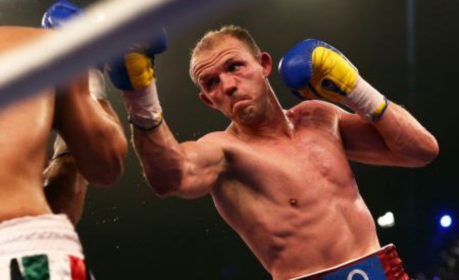 Brähmer egyoldalú meccsen nyert