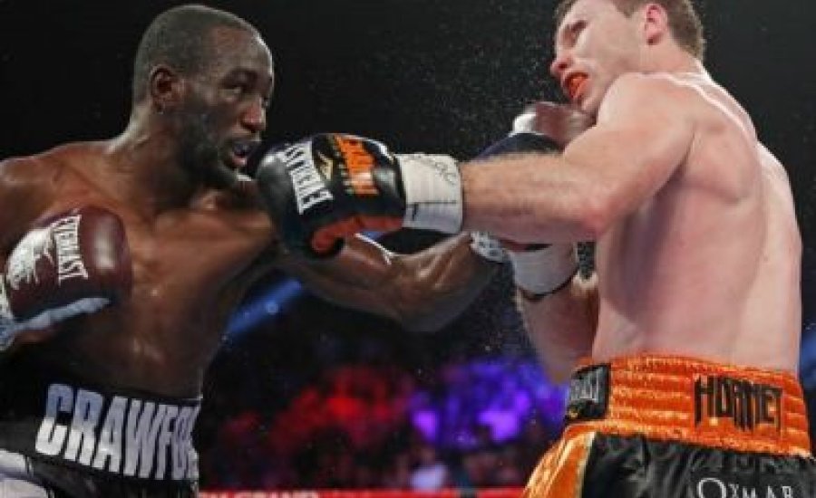 Crawford legyőzte Horn-t