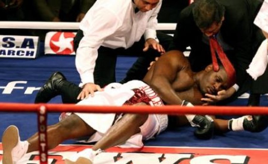 Túl a realitáson: Audley Harrison mégis folytatja