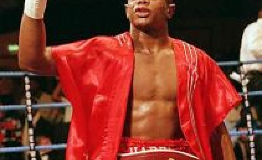 Harry Simon továbbra is veretlen