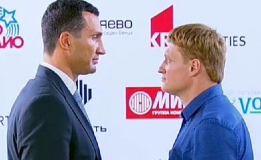 Nehézsúlyú „jégemberek” összecsapása