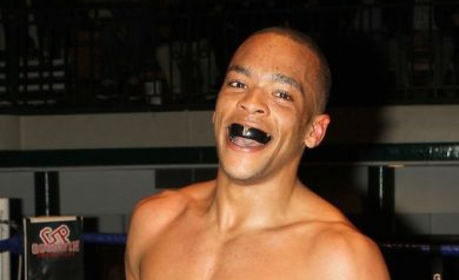 Halál a ringben, ezúttal Angliában