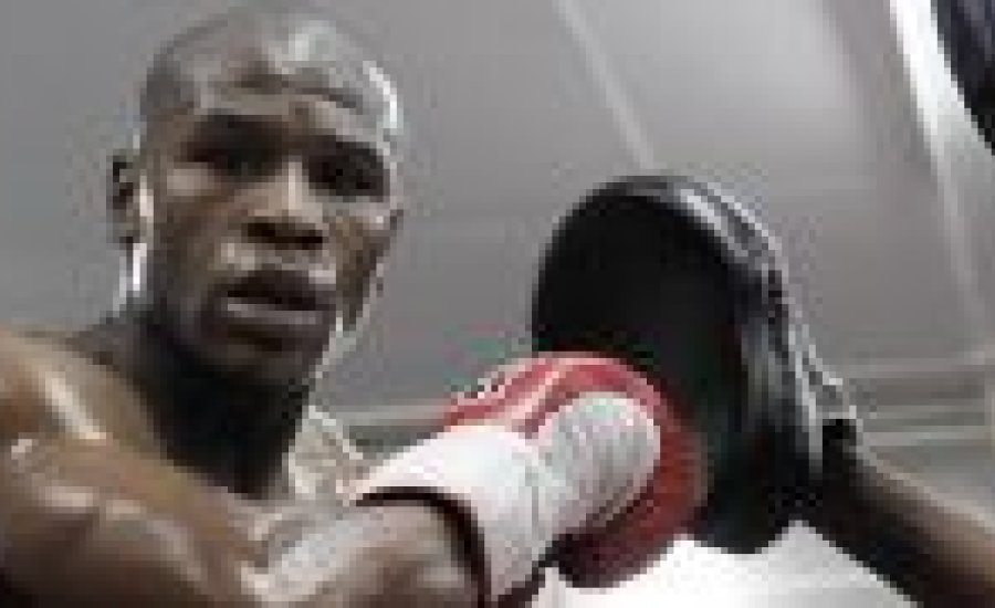 Mayweather nyilvános edzése (video)