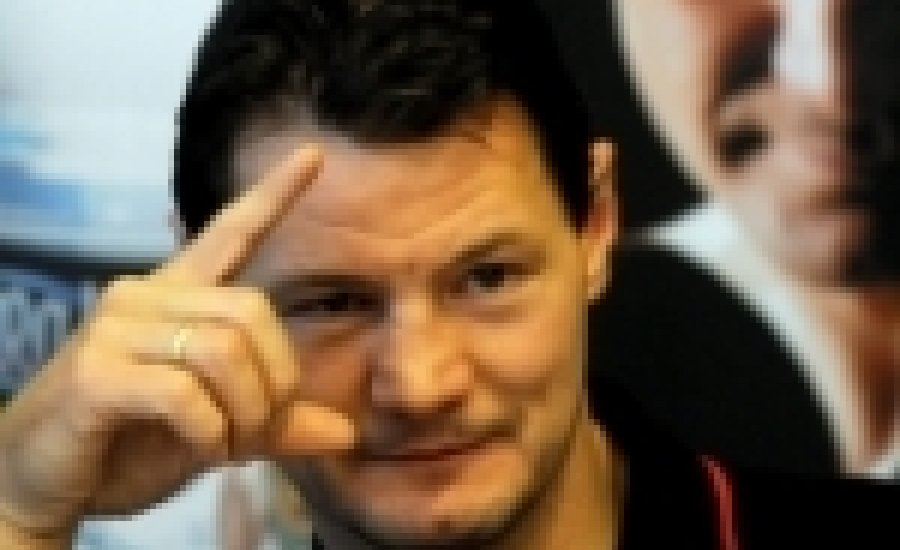 Erdei Zsolt nem vonul vissza