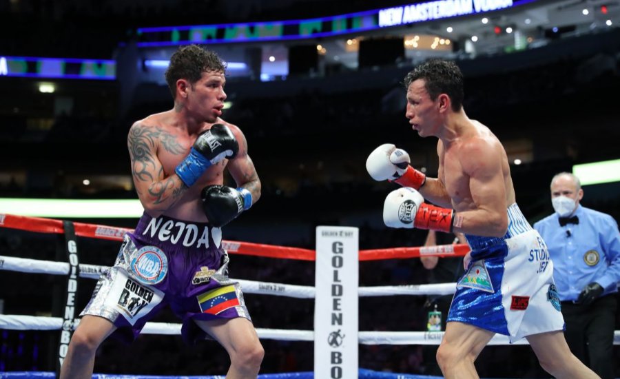 Rene Alvarado vs. Roger Gutierrez összefoglaló