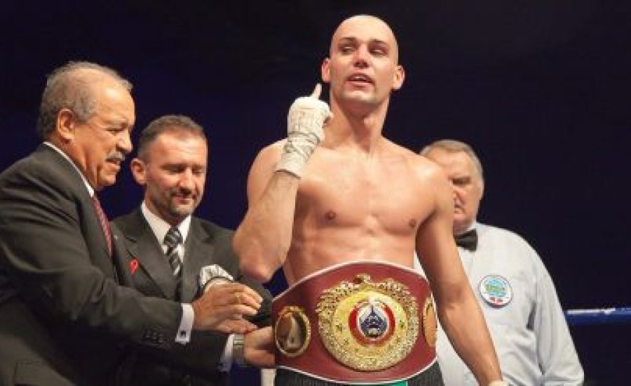 Decemberben összejöhet a Nagy-Micskó összecsapás