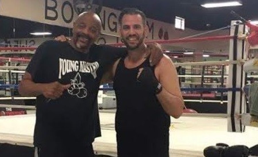 Mike Tyson trénerével edzett Peru