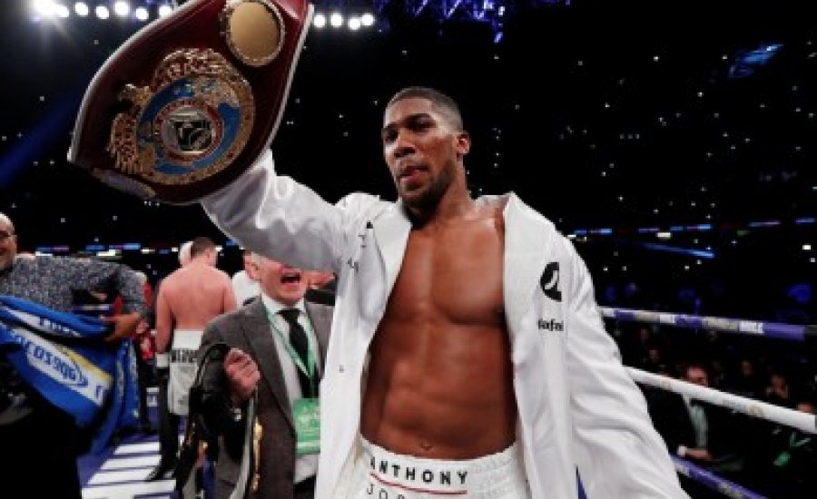 Joshua pontozással nyert