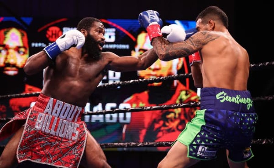 Adrien Broner győzelemmel tért vissza