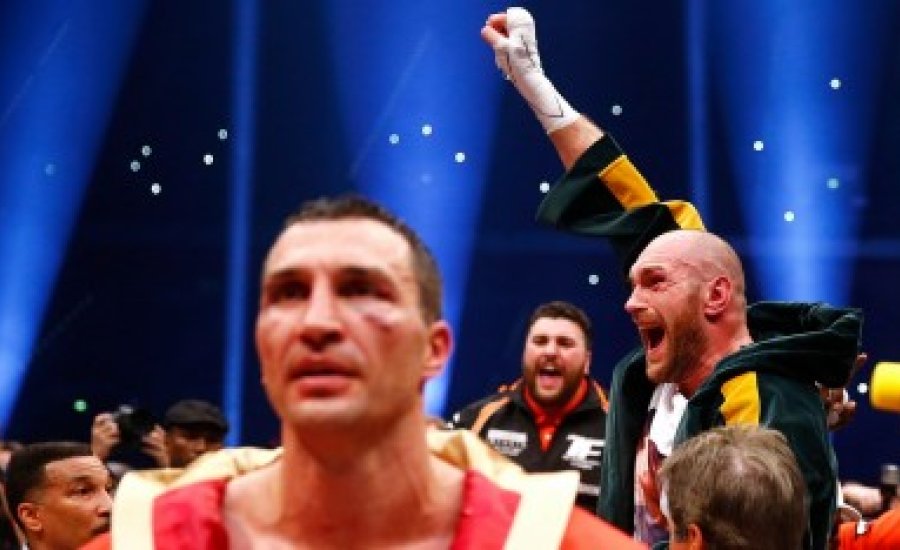 Tyson Fury könnyedén verte Klicskót