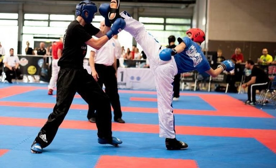 A kick-boxos Busa és Fésű triplázott Pozsonyban