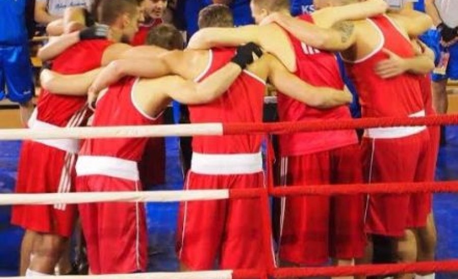 Balzsay Károly csapata itthon is bemutatkozik