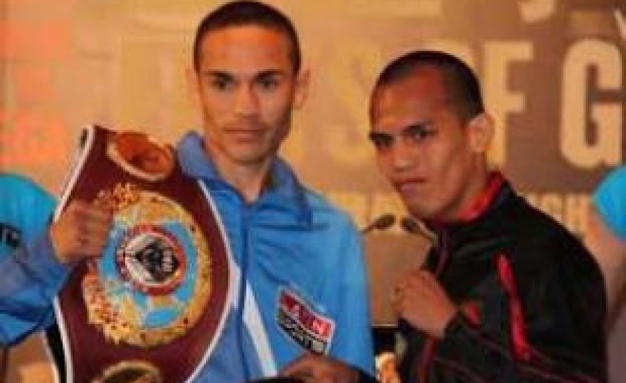 Estrada megvédte trónját