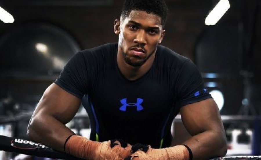 Joshua kiütésre készül Parker ellen