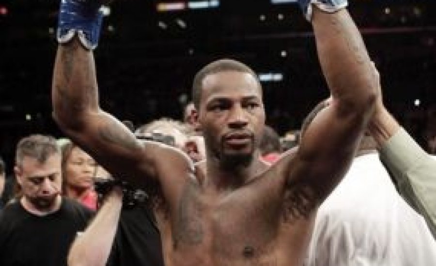 A túlsúlyos Dawson gyorsan nyert