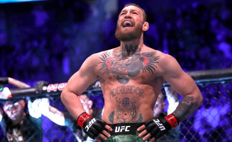 „Canelo” trénere kezelésbe venné Conor McGregort