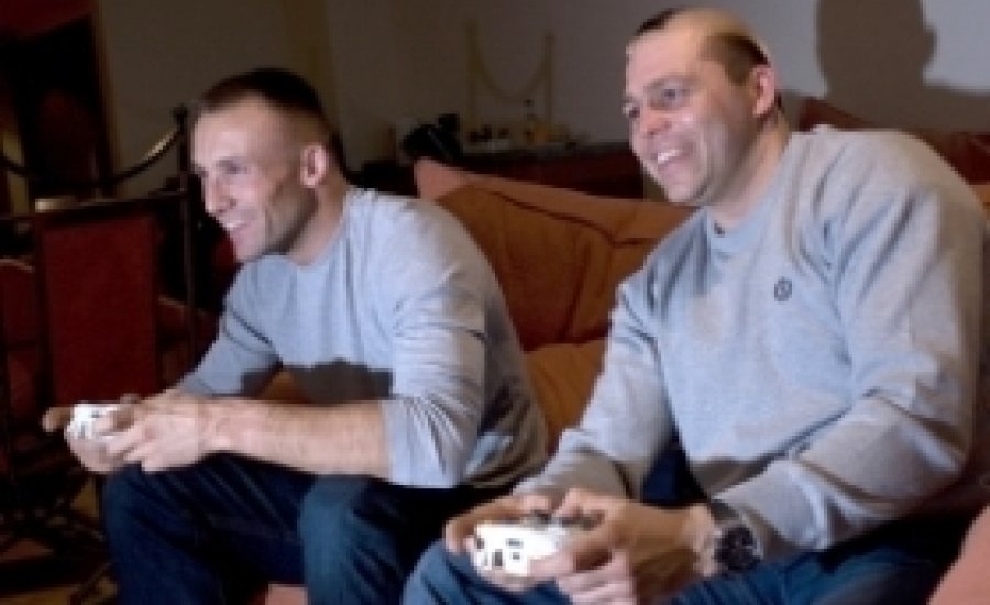 Kessler kidobta menedzserét, egyben legjobb barátját