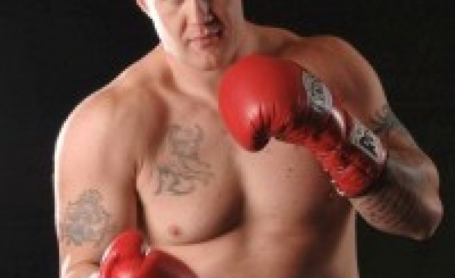 Huck következő ellenfele nehézsúlyból érkezik