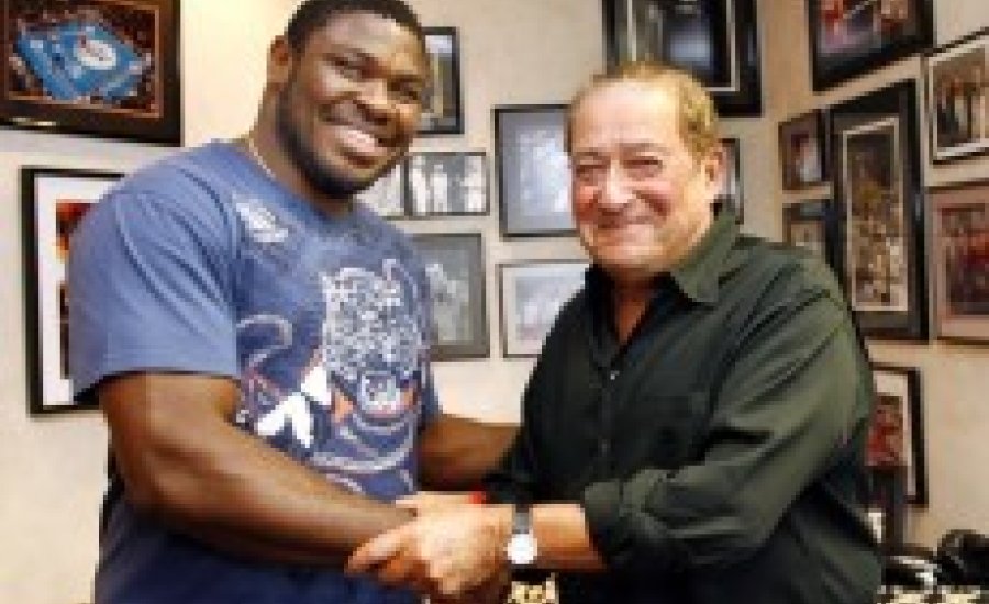 Samuel Peter és a Top Rank közös munkája szerződésbontással zárult