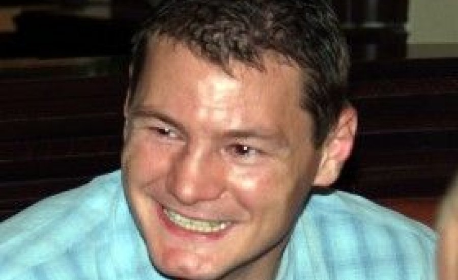 Erdei Zsolt szerdán tiszta vizet önt a pohárba