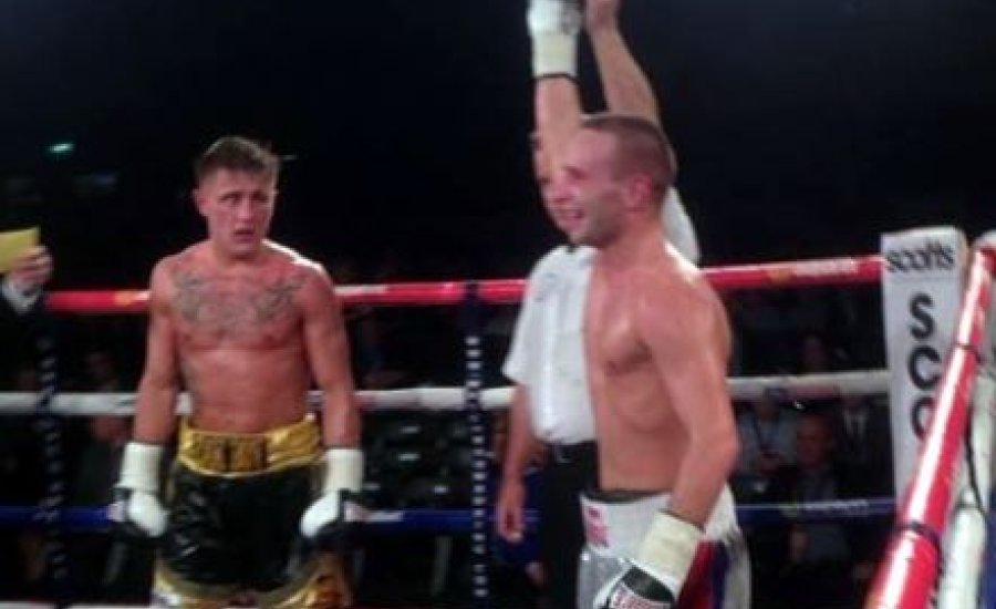 Fazekas László veretlen bunyóst győzött le Angliában