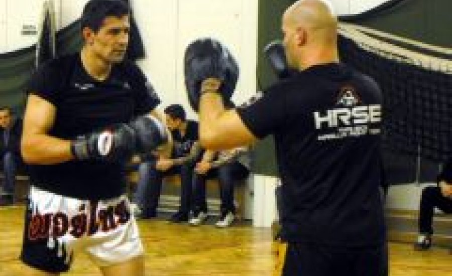 Bemutatót tartott a „Kommandós”