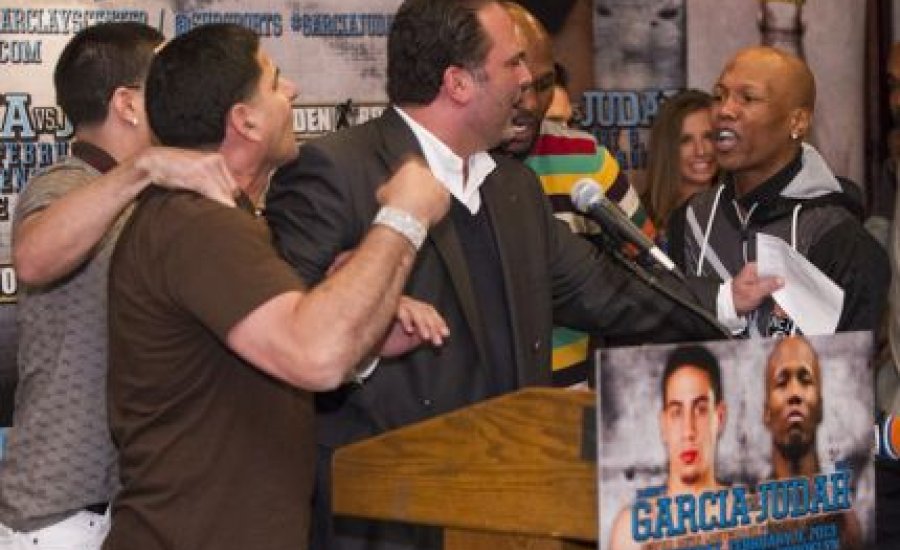 Zab zabos lett, mert bezárták egy alagsori szobába