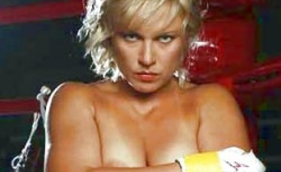 Ragozina hazatért, és nehézsúlyban is vb-övet szerzett