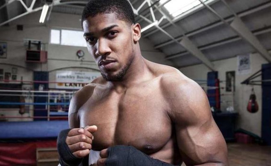 Anthony Joshua „kicsi, pufók, gyors” partnerekkel edz