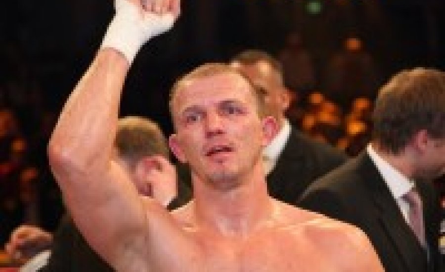 A Brähmer-gyerek máris címet véd